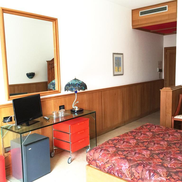 Villaggio Hotel Ripa Rodi Garganico Phòng bức ảnh